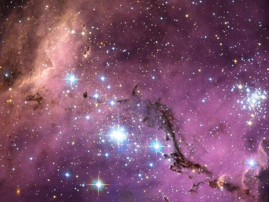 Magellanic-Cloud-star-formation-Satellite-galaxy-nebulae.jpg