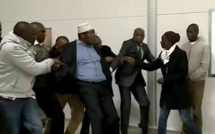 miguna.jpg