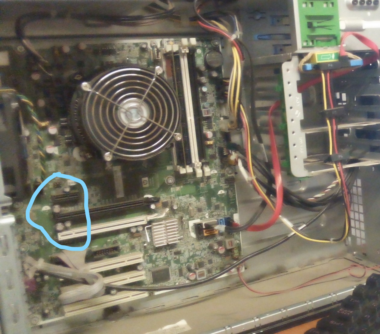 PCIE ports.jpg
