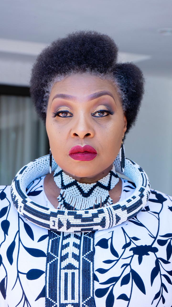 YVONNE-2.jpg