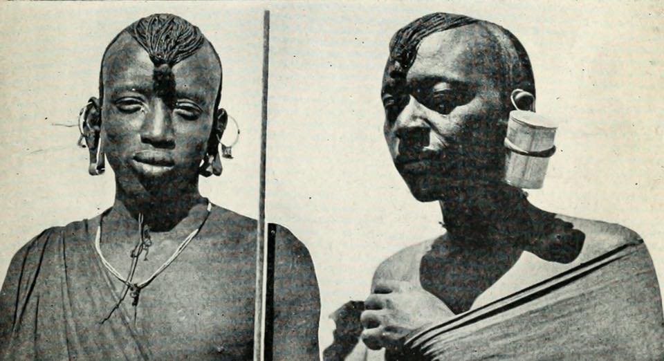 Two Maasai morans photographed by American Paul L. Hoefler in 1928.