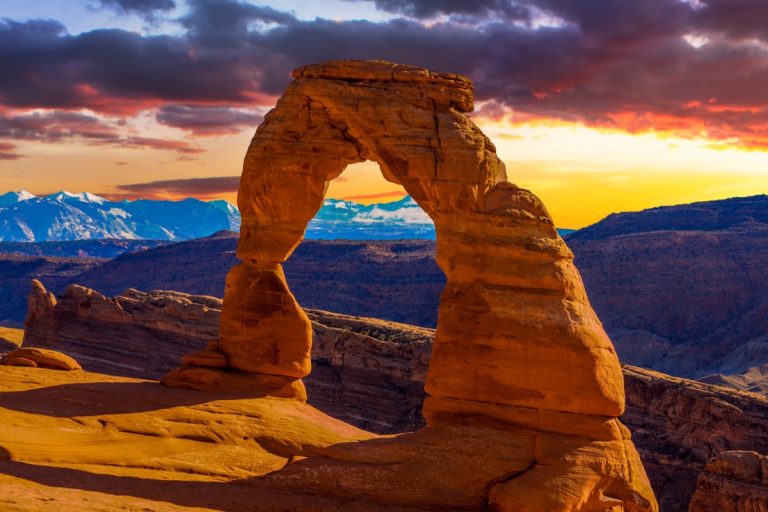 delicate-arch-arches-national-park-utah.jpg