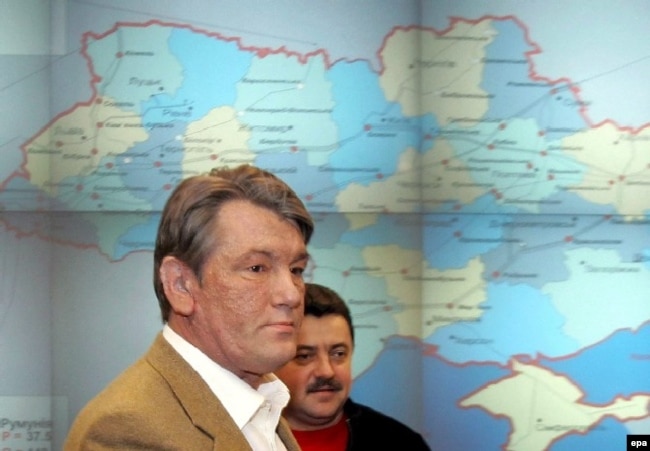 Former Ukrainian President Viktor Yushchenko's bore the marks of TCDD poisoning for a number of years. (file photo)