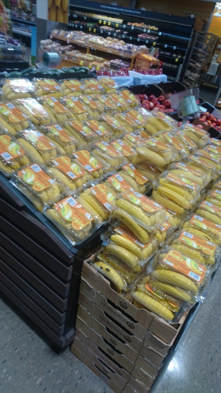 illogical packaging bananas