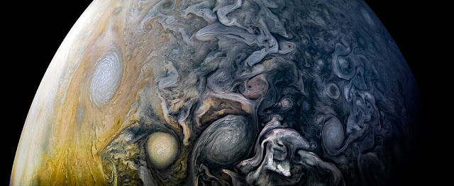 NASA’s $1 Billion Spacecraft Has Taken Mind-Bending New Photos Of Jupiter