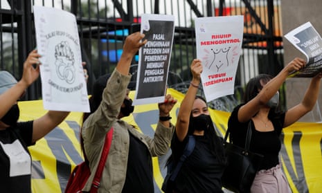People protest against the new criminal code in Jakarta