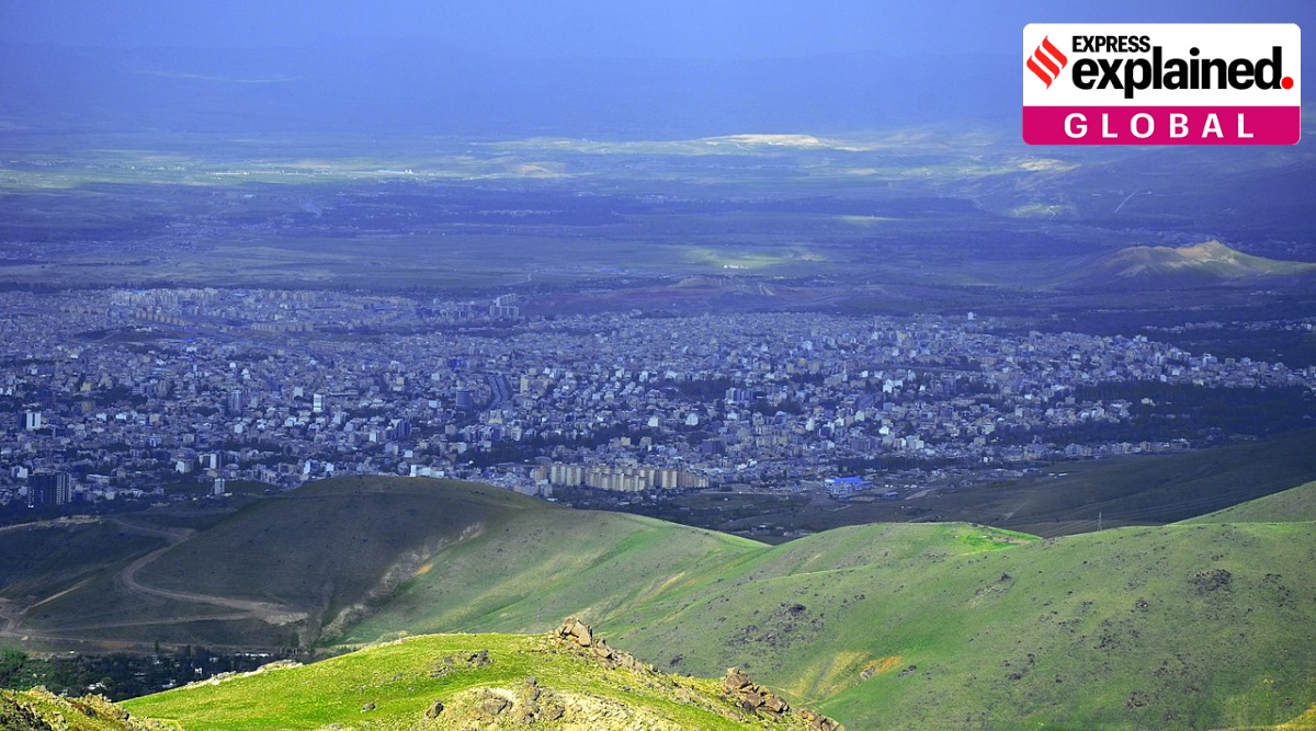 A view of the city of Hamedan from the Alvand Mountain